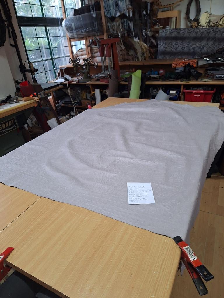 Mooie huid groot, Runds croco, 23 voet., 120 cm of meer, Leer of Kunstleer, Nieuw, Ophalen of Verzenden