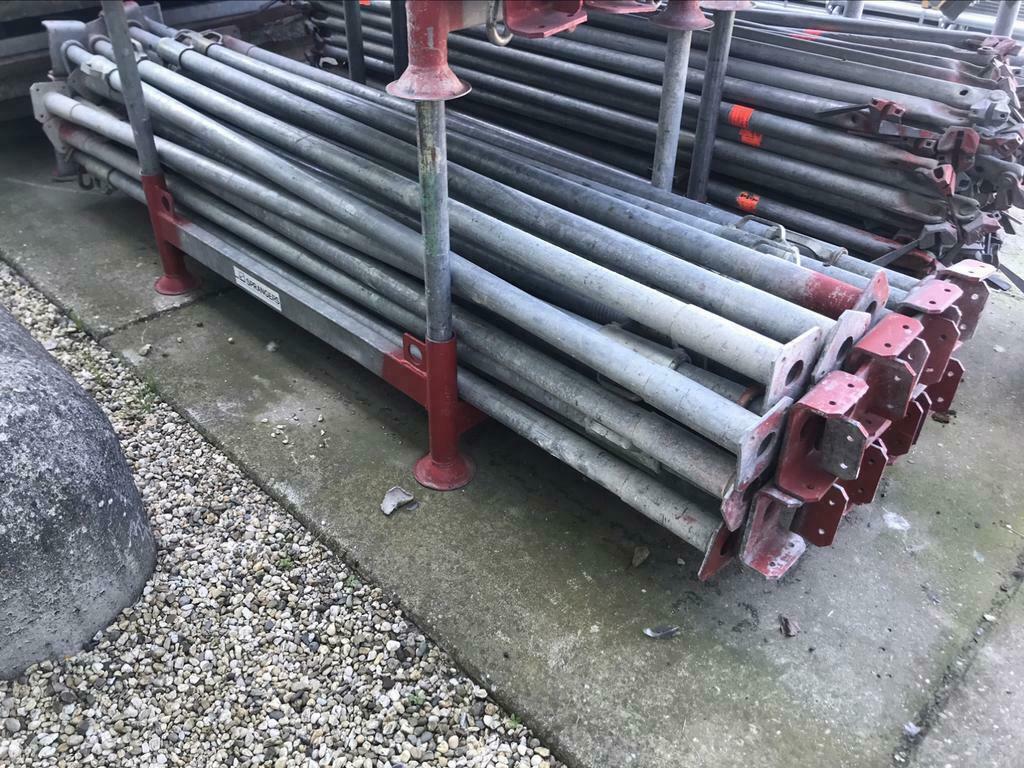 Nette gebruikte schroefstempels BM450, Ophalen, Gebruikt