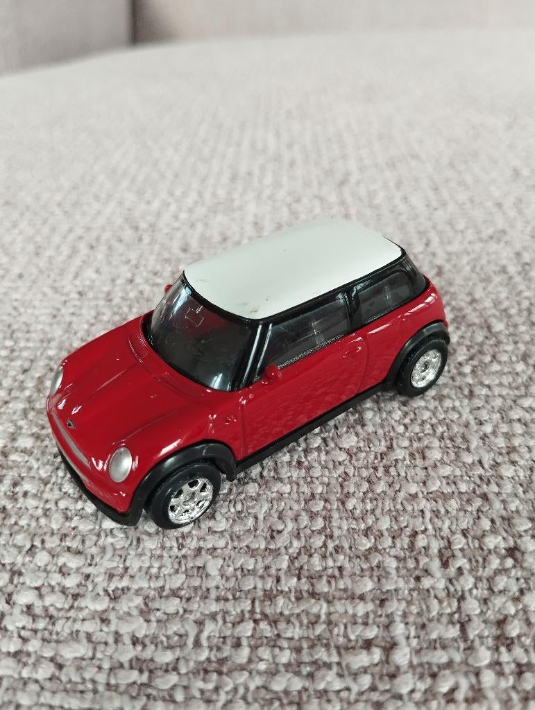 Modelauto Mini Cooper 2069, Ophalen of Verzenden, Gebruikt, Auto, Bburago