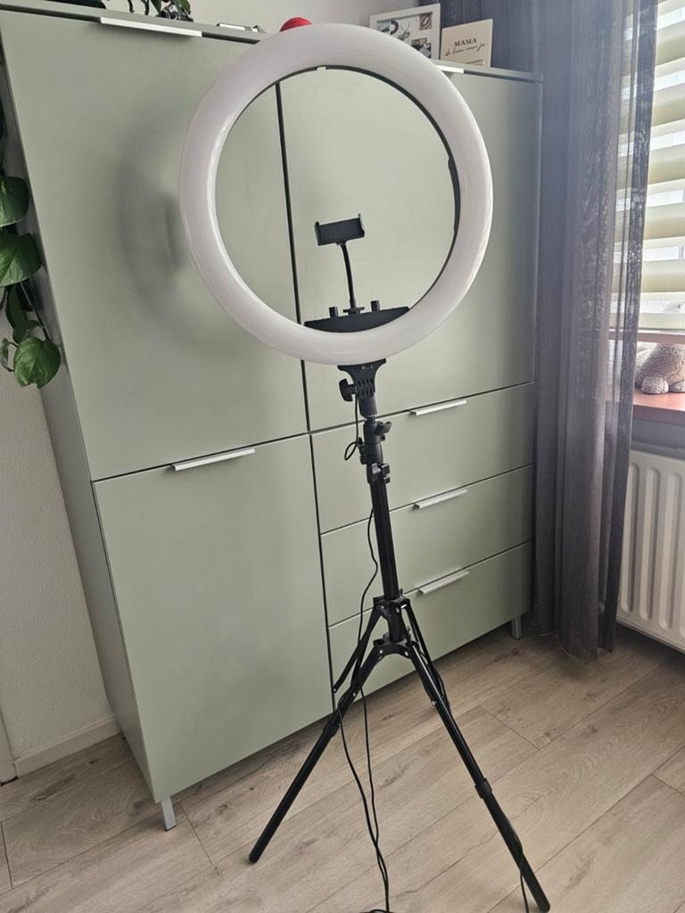 Varin Ringlamp met Statief - Perfect voor Content Creators, Ophalen of Verzenden, Gebruikt