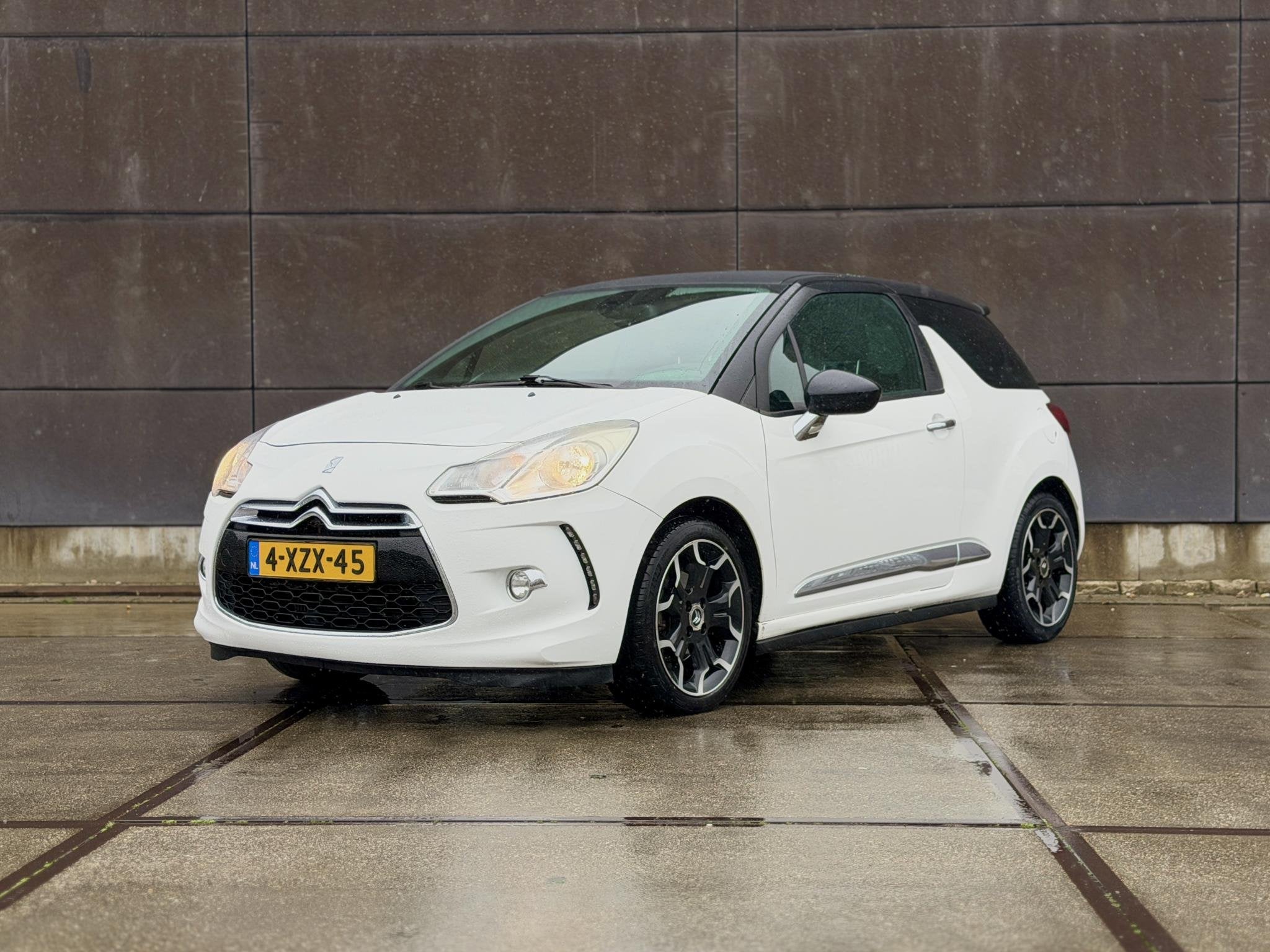 Citroen DS3 1.6 THP Sport Chic|Cruise|Clima|Hifi sound, Auto's, Euro 5, Gebruikt, Bedrijf, 570 kg