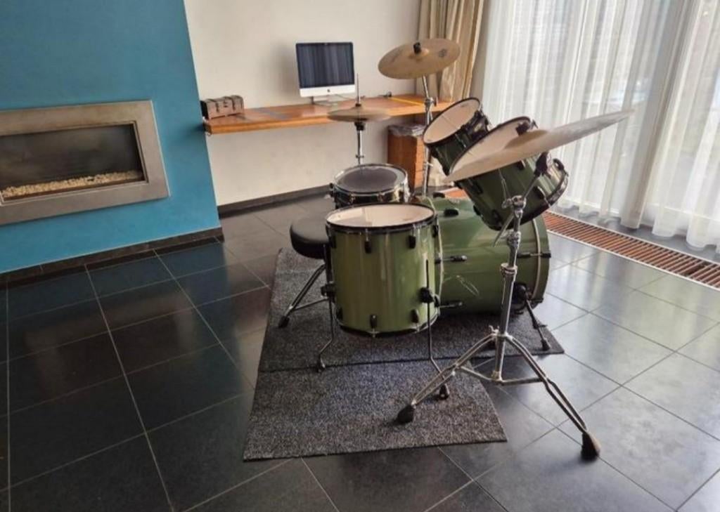 Complete Pearl Vision SST Birch Drumstel + Zildjian bekkens, Muziek en Instrumenten, Drumstellen en Slagwerk, Ophalen, Gebruikt