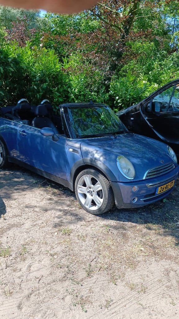 Mini 1.6 16V Cooper Cabrio 2005 Blauw, Auto's, Voorwielaandrijving, 4 cilinders, Cabriolet, Bruin