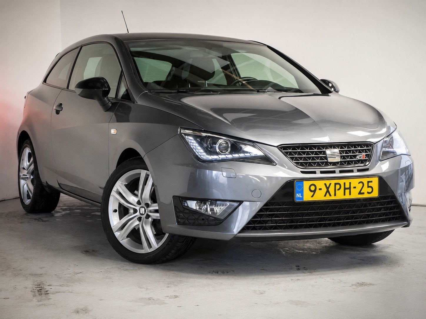 Seat Ibiza Cupra 1.4 met 180pk !!, Auto's, Seat, Stof, 4 cilinders, 179 pk, LED verlichting