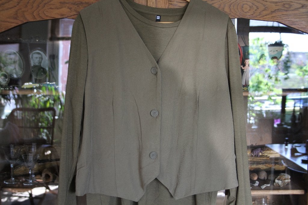Gilet en shirt lange mouw L, Overige kleuren, Maat 42/44 (L), Nieuw, Ophalen of Verzenden