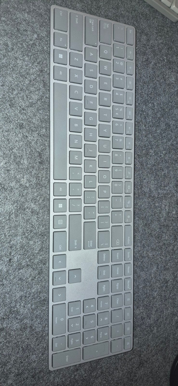 Microsoft Surface Toetsenbord - Zo goed als nieuw, Computers en Software, Toetsenborden, Zo goed als nieuw, Draadloos, Qwerty
