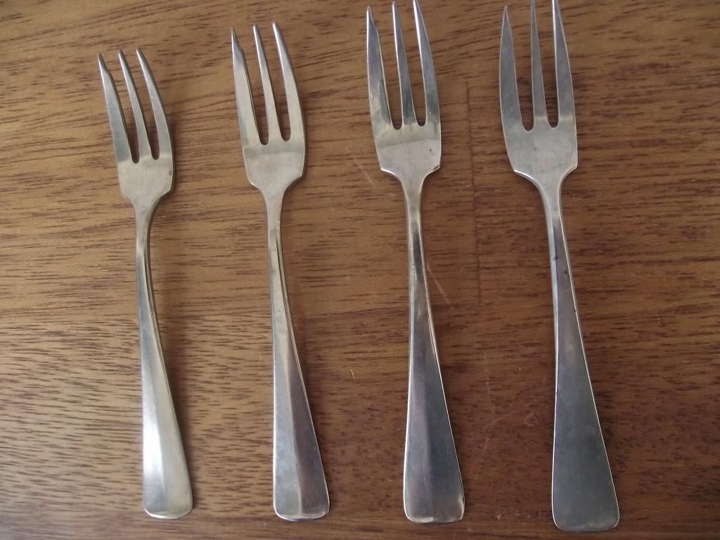 4 stuks vintage Haags Lofje taartvorkje 12 cm Silcroma p st, Ophalen of Verzenden
