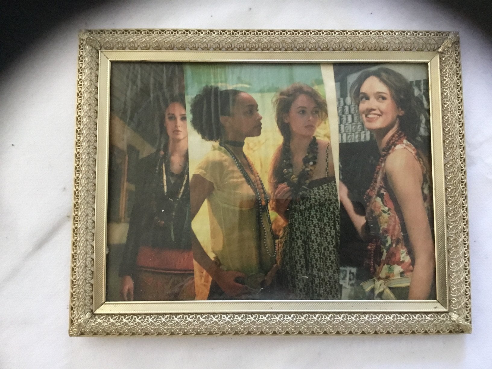 Foto lijst ajour rand. Maat. 18 -24.  €8.00. Bieden, Ophalen of Verzenden, Fotolijst