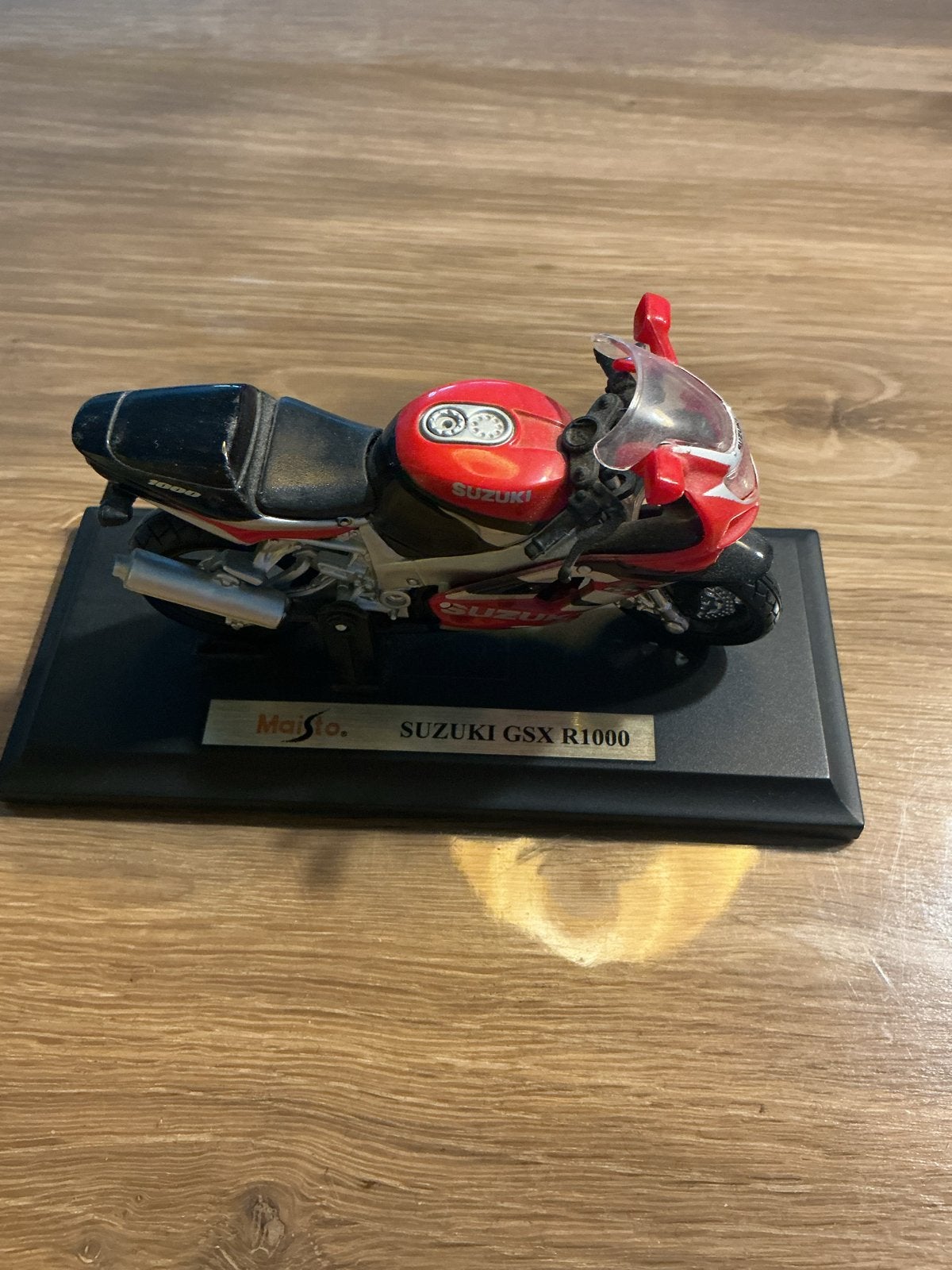 Maisto Suzuki GSX R1000 modelmotor, Overige merken, 1:32 tot 1:50, Overige typen, Ophalen of Verzenden