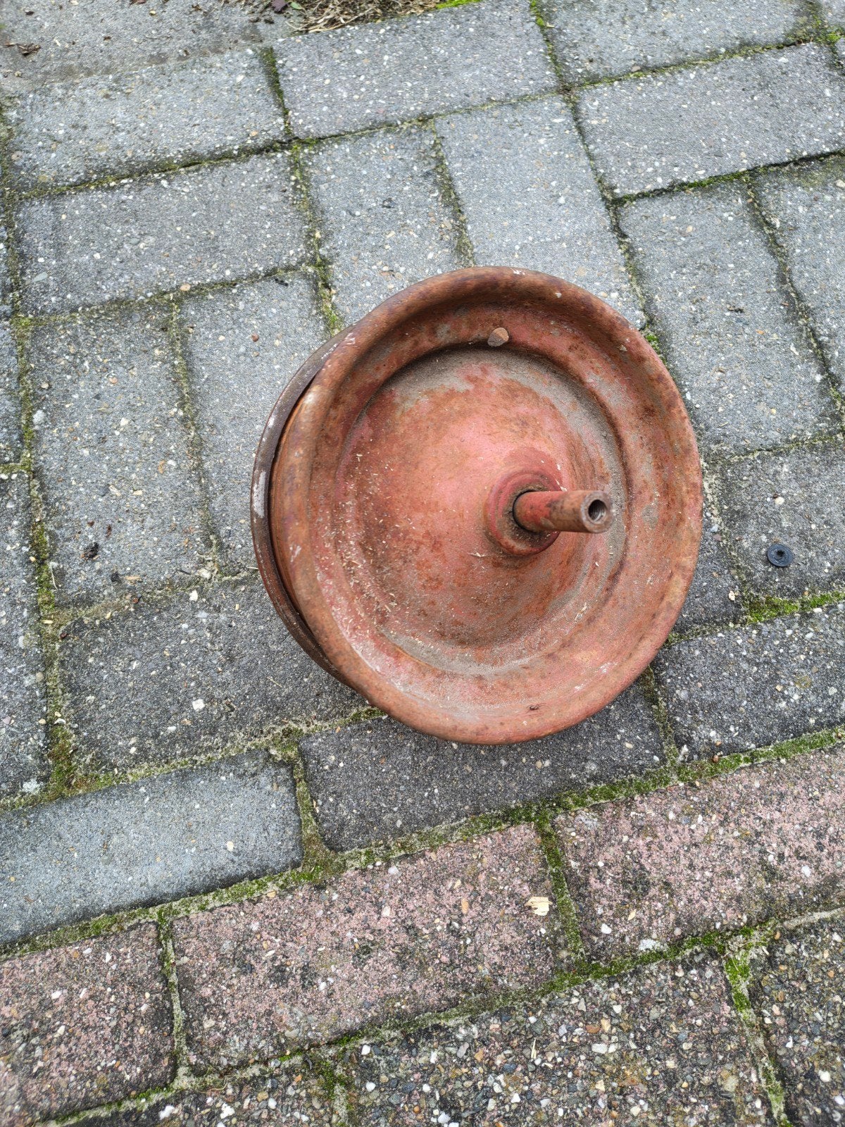 Kruiwagenwiel (steekmaat circa 21cm) zonder band., Ophalen, Gebruikt, Handmatig