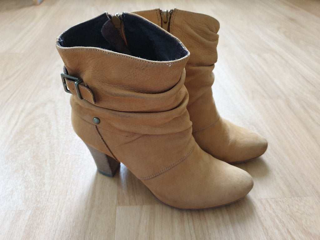 Bruine cognac kleurige leren laarsjes, Manfield, maat 39, Kleding | Dames, Schoenen, Bruin, Lage of Enkellaarzen, Ophalen of Verzenden