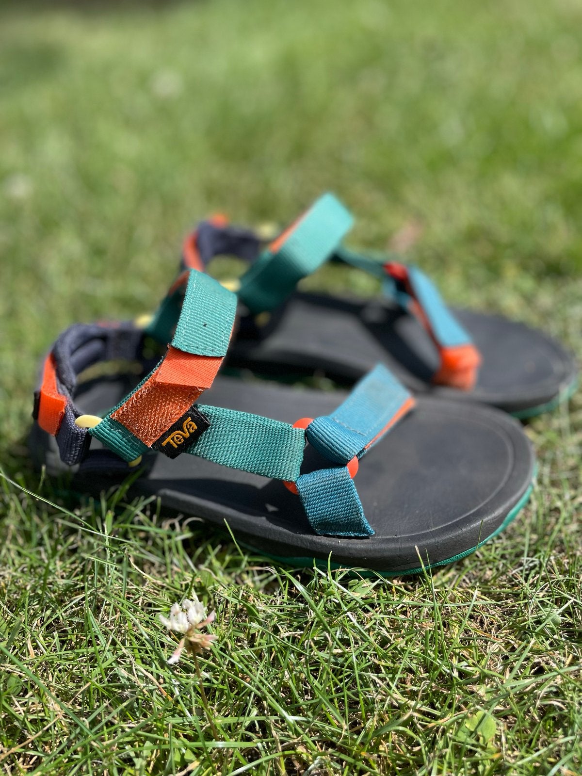 Leuke gekleurde Teva sandalen maat 31, Ophalen of Verzenden, Gebruikt, Jongen of Meisje