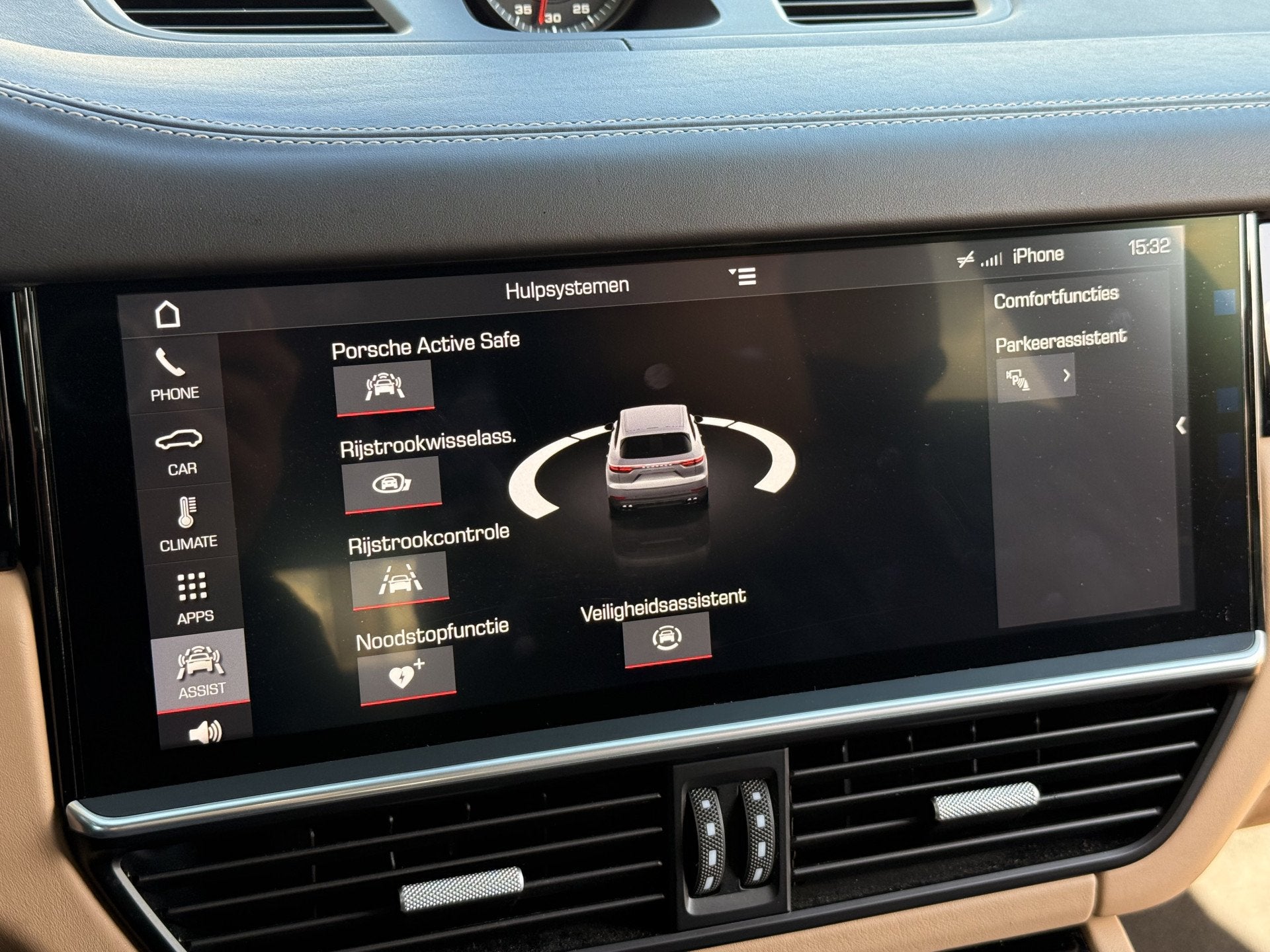 Foto 48 van Porsche Cayenne 3.0 | SportDesign | Pano | SportChrono | Luc