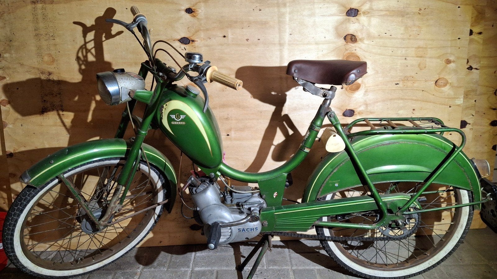 Goebel bromfiets met Sachs motor - Klassieke brommer, Fietsen en Brommers, Brommers | Oldtimers, 49 cc, 2 versnellingen, Maximaal 25 km/u