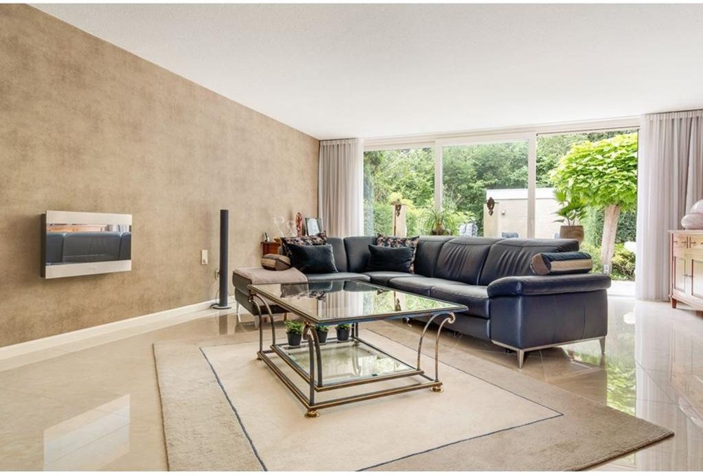 Salontafel en TV meubel/sidetable met glas en metaal, Huis en Inrichting, Tafels | Salontafels, Gebruikt, 50 tot 100 cm, Vierkant