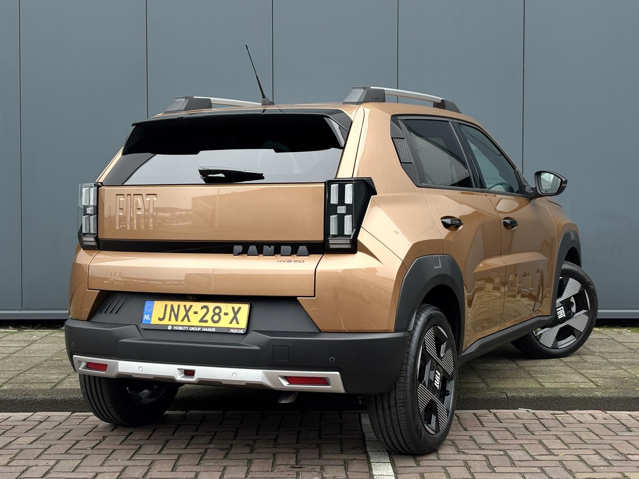 Fiat Grande Panda 1.2 Hybrid La Prima | Apple-Android | Navi, Auto's, Fiat, Stof, Bruin, Origineel Nederlands, Bedrijf