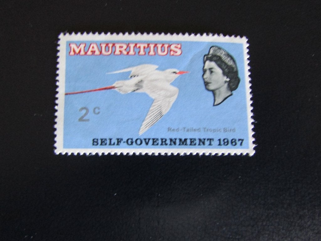 Postzegel Vogel: Roodstaart-Keerkringvogel uit Mauritius, Ophalen of Verzenden, Postfris, Dier of Natuur