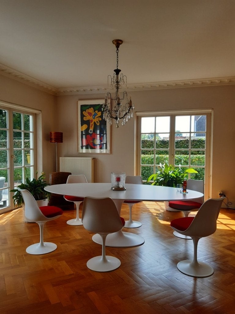 uitttrekbare tulipe tafels eero saarinen hout laminated, Huis en Inrichting, Mid century, Verzenden, 200 cm of meer, Overige materialen