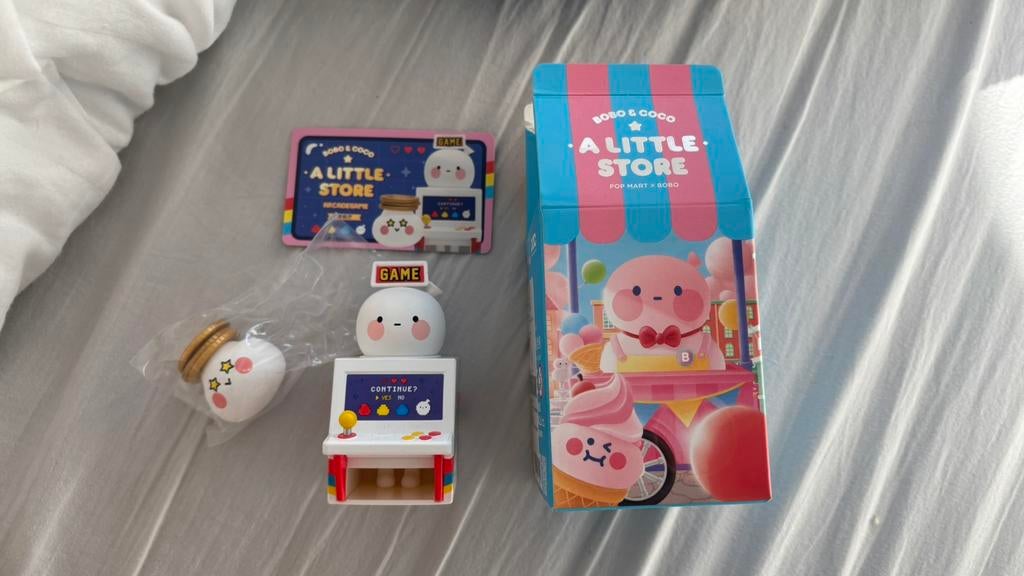 Popmart bobo & coco, skullpanda, Ophalen of Verzenden, Zo goed als nieuw