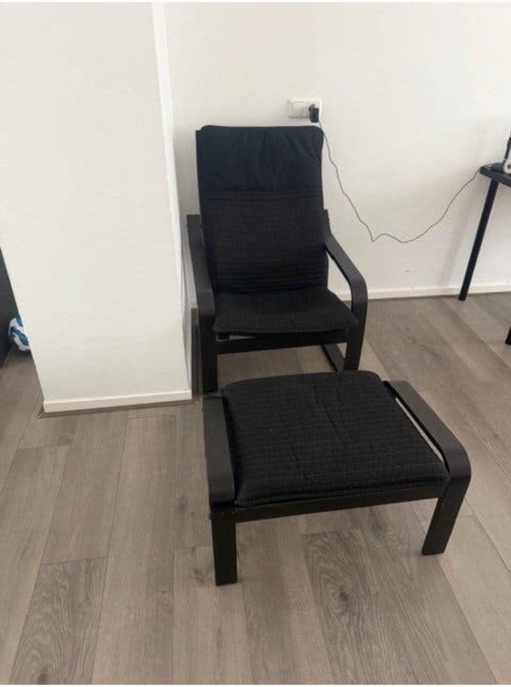 Stoel met voetbank €75, Ophalen, Wit, Eén