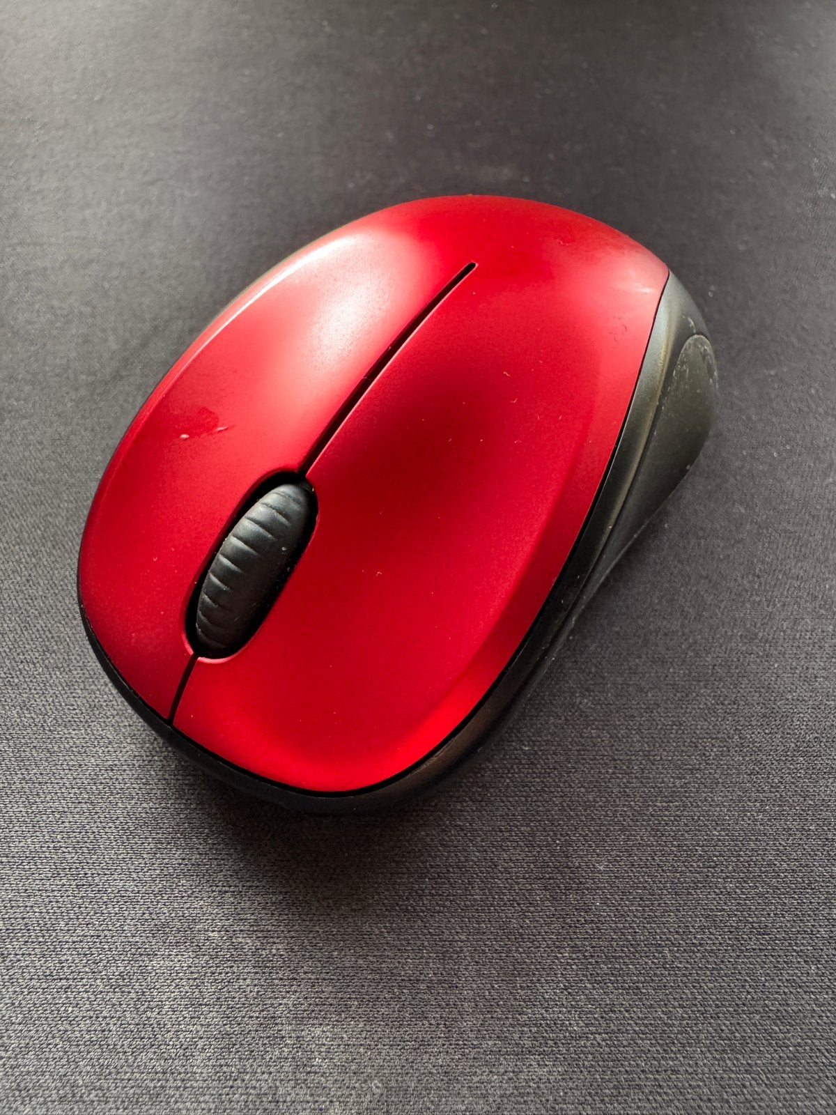 Logitech M235 2nd Gen Wireless Mouse, Computers en Software, Ophalen, Zo goed als nieuw, Draadloos, Muis