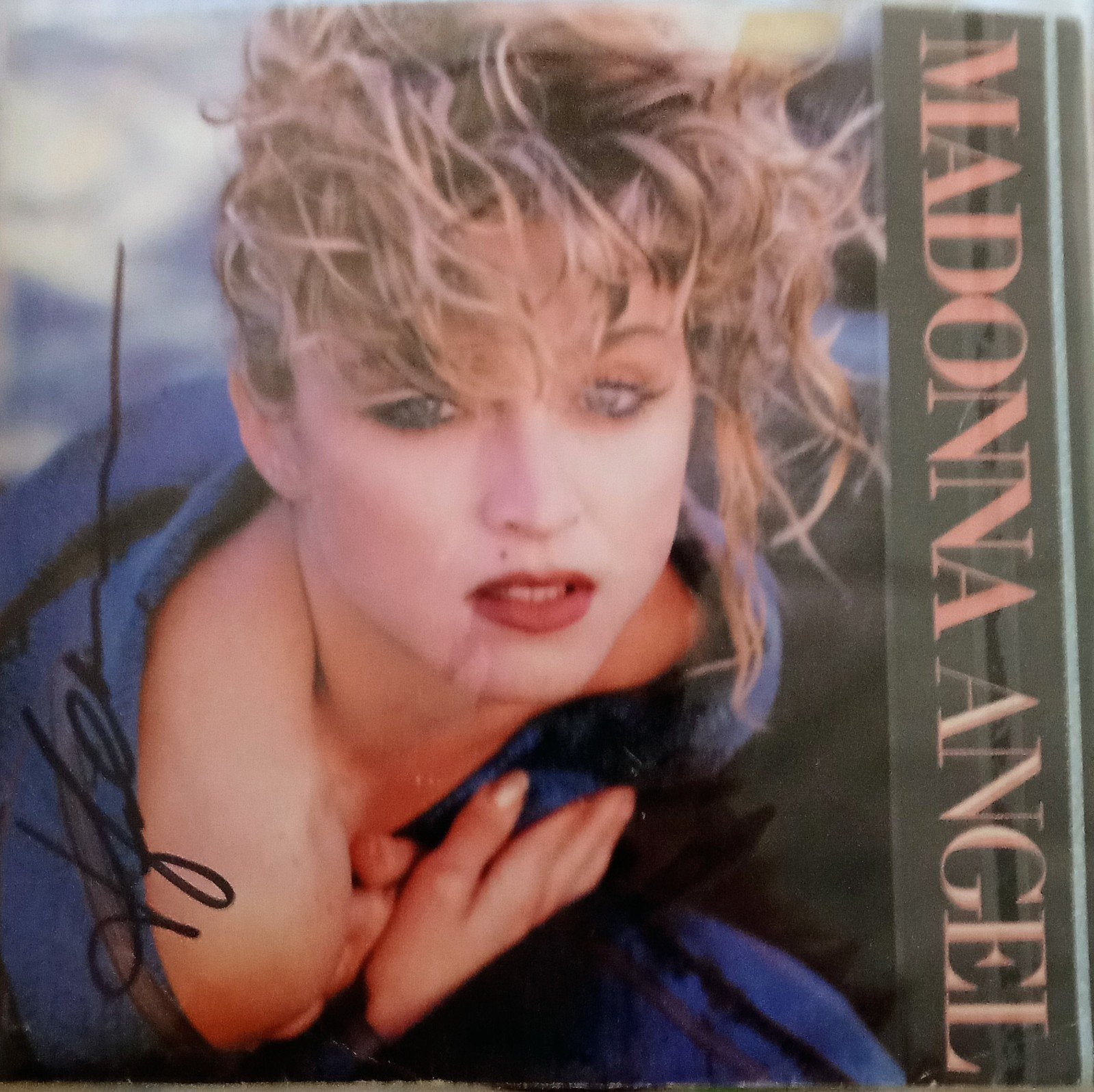Madonna Angel 7 inch gesigneerd handtekening + certificaat, Ophalen of Verzenden, Gebruikt, Gesigneerd