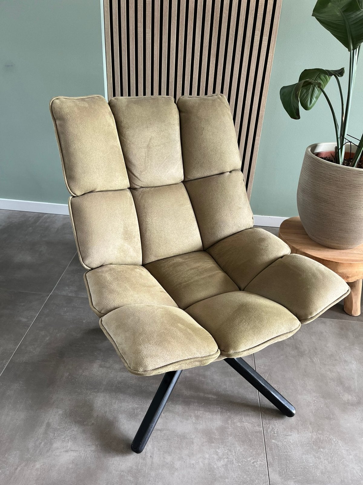 Fauteuil Eleonora Daan Groen, Ophalen, Zo goed als nieuw, Minder dan 75 cm, 50 tot 75 cm