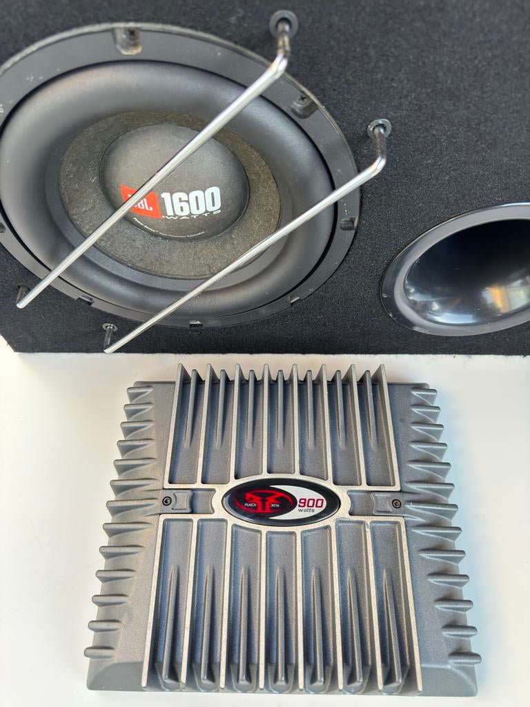 JBL 1600W Subwoofer met Rockford Fosgate 900W Versterker, Auto diversen, Autospeakers, Ophalen of Verzenden, Zo goed als nieuw