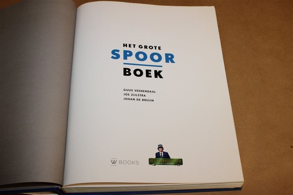 Het Grote Spoor Boek — 175 Jaar Spoorwegen in NL, Verzamelen, Gebruikt, -, Tram, -