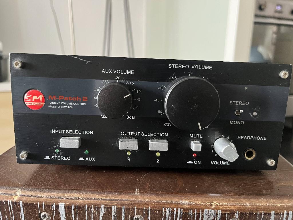 SM Pro Audio M-patch 2 - Monitor Controller, Ophalen of Verzenden, Gebruikt, Audio