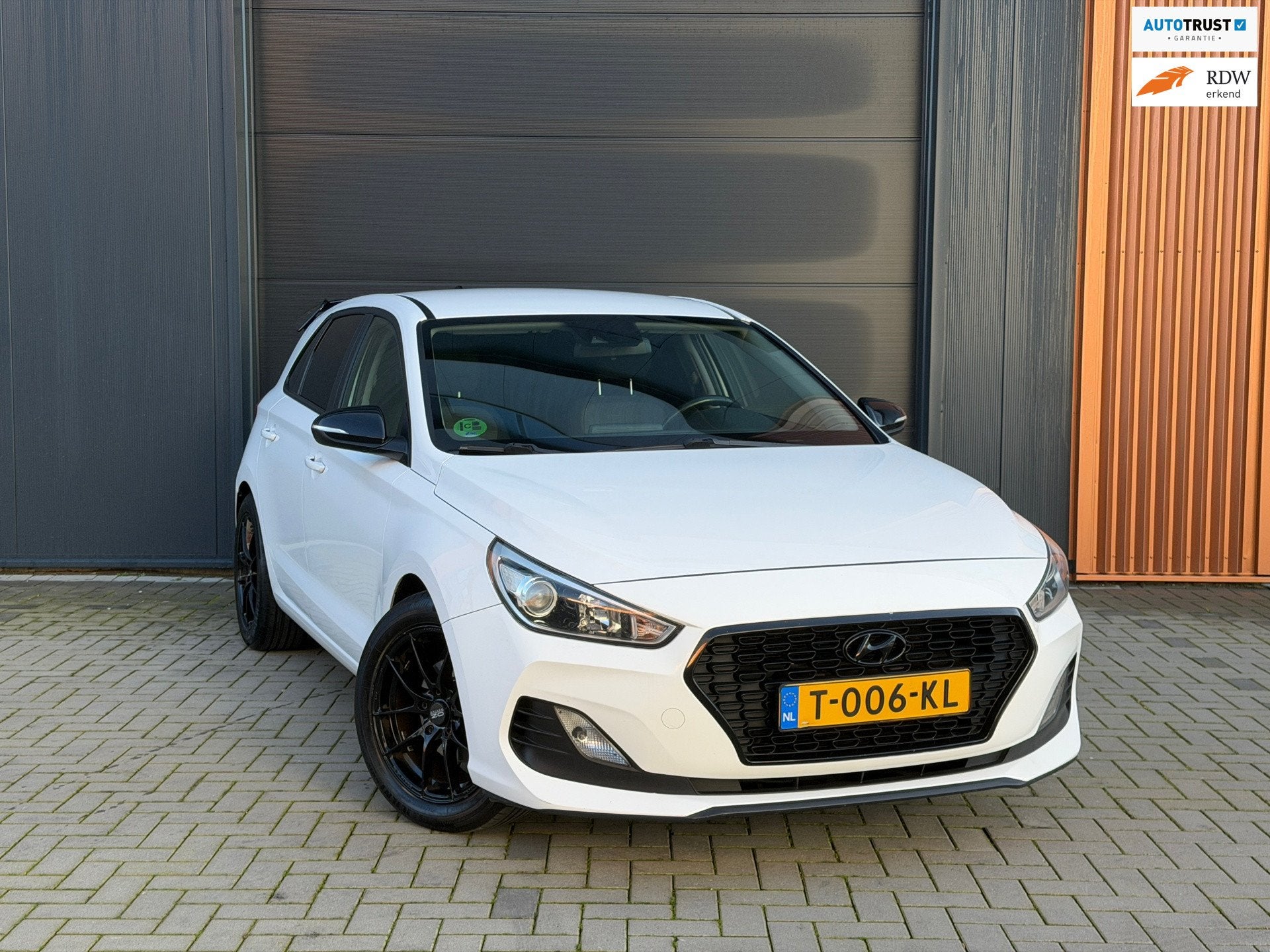 Hyundai I30 1.4 i-Drive | Akrapovic | nette & sportieve auto, Auto's, Voorwielaandrijving, 1160 kg, Stof, Gebruikt