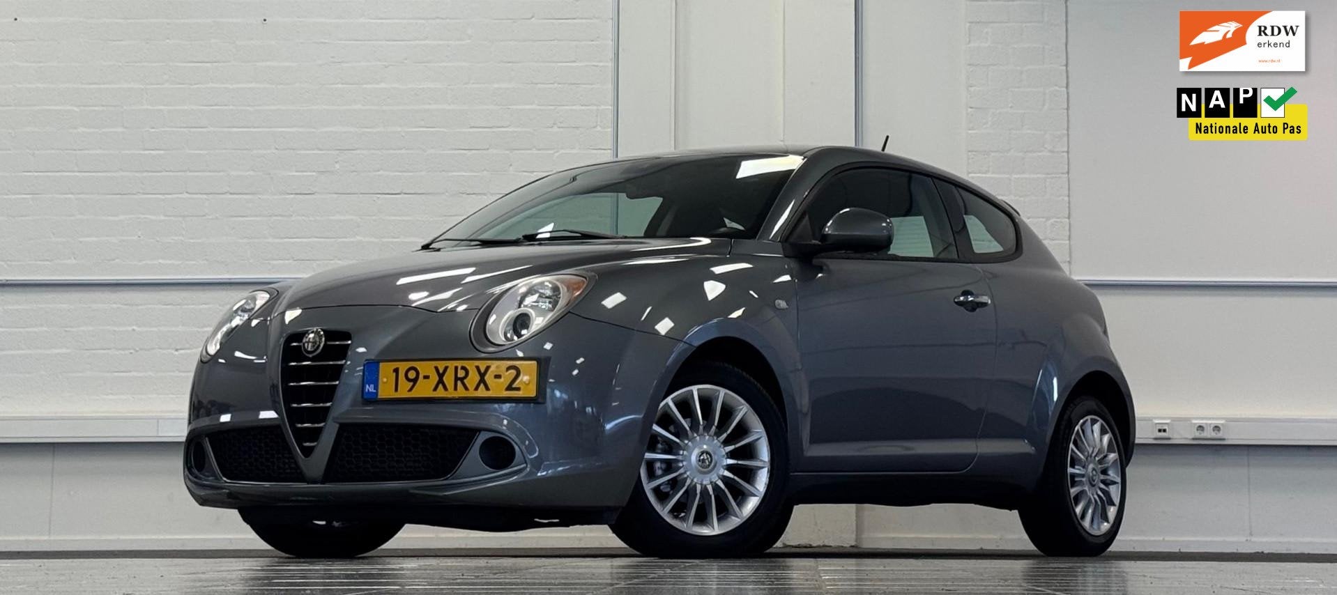 Alfa Romeo MiTo 0.9 TwinAir Progression Airco Nieuwe APK Gar, Auto's, Voorwielaandrijving, Euro 5, Gebruikt, Zwart