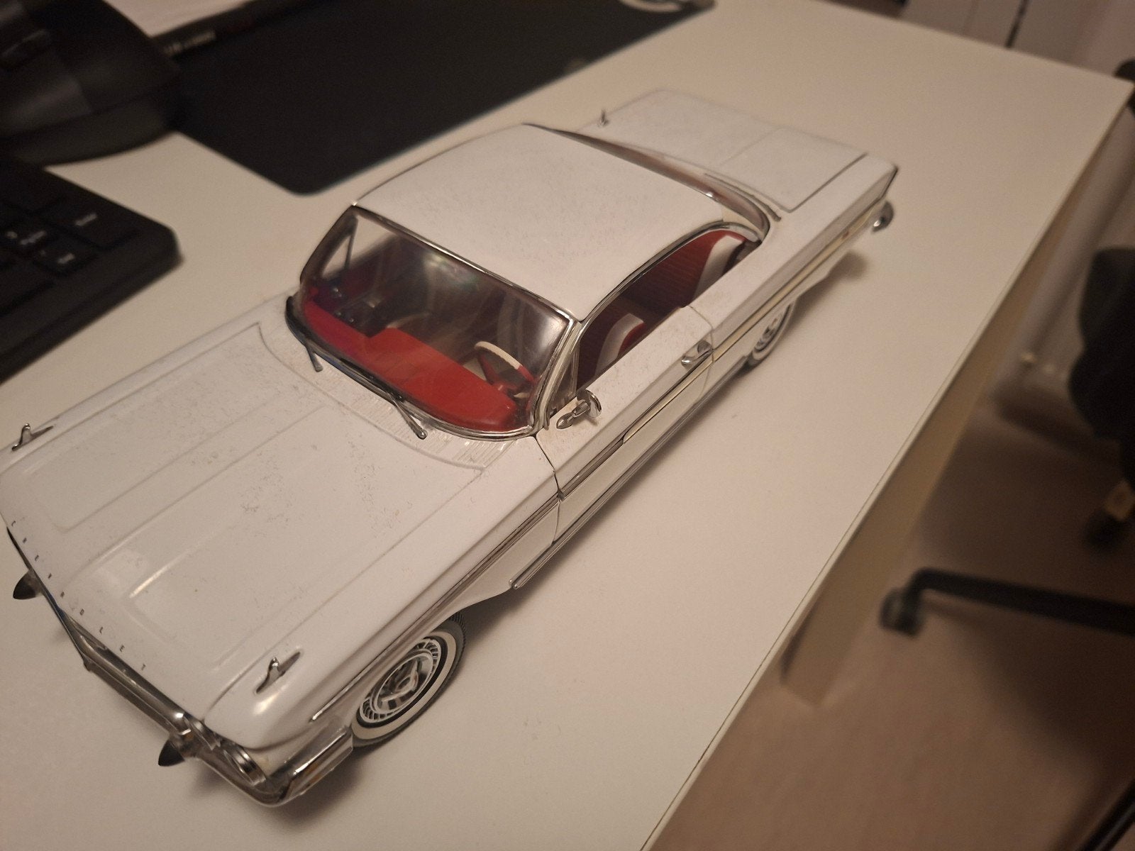 chevrolet impala 1:18, Ophalen, Zo goed als nieuw, Auto, Sun Star