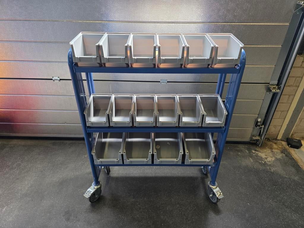 Bakkenwagen enkelzijdig met magazijnbakken, Ophalen