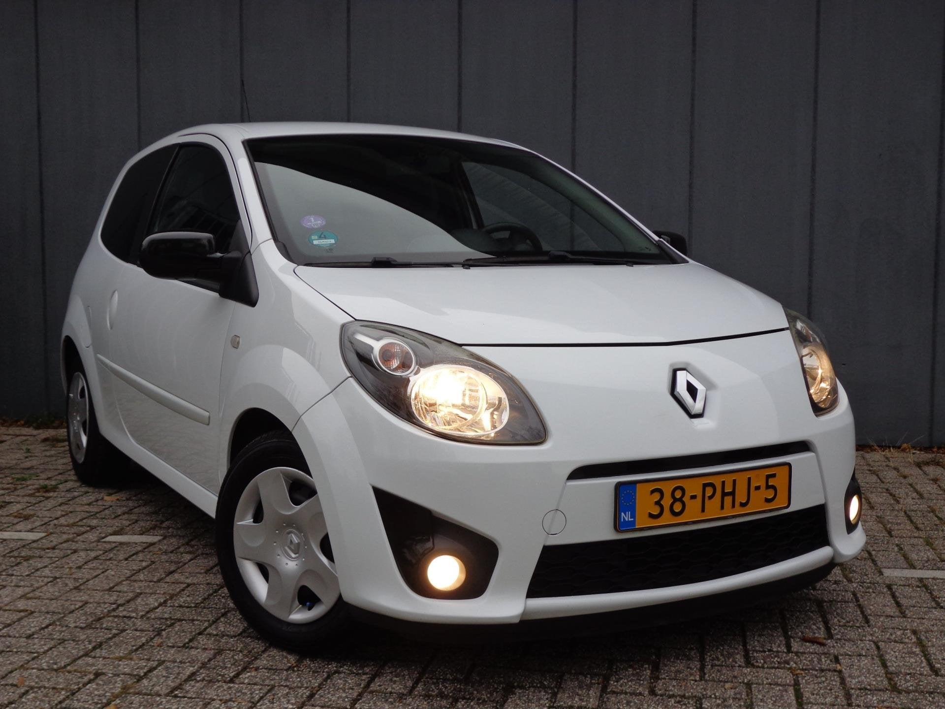 Renault Twingo 1.2i-16V Dyna izgstVol.onderhoud Apk 15-10-27, Auto's, Twingo, Gebruikt, 4 cilinders, Alcantara