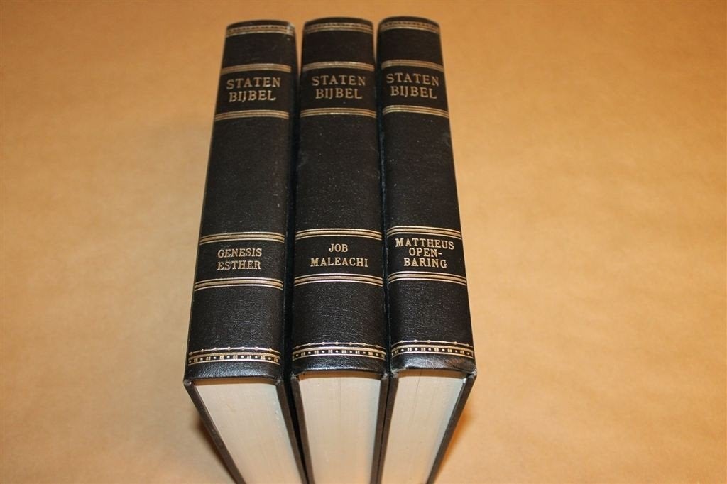 Statenbijbel 3 Delen — met Kanttekeningen, Herdruk 1980, Antiek en Kunst, Antiek | Boeken en Bijbels, Ophalen of Verzenden