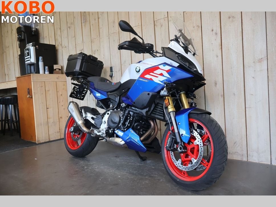 BMW F 900XR (bj 2025), 2 cilinders, Bedrijf, Meer dan 35 kW, Toermotor