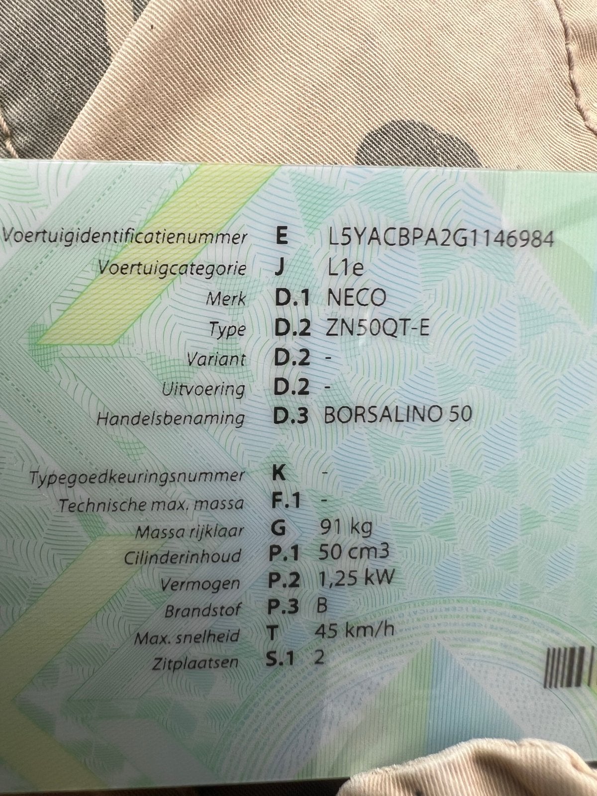 Foto 8 van Neco Borsalino 50 Scooter - Grijs, 2 Zitplaatsen
