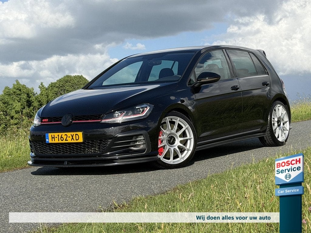 Volkswagen Golf 7.5 2.0 TSI GTI 458PK / Porsche Big Brake /, Auto's, Automaat, Stof, Gebruikt, Euro 6