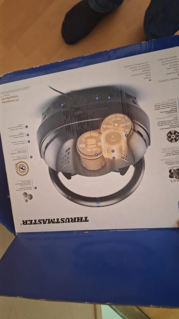 Thrustmaster T300RS, Ophalen, Zo goed als nieuw, Avontuur en Actie