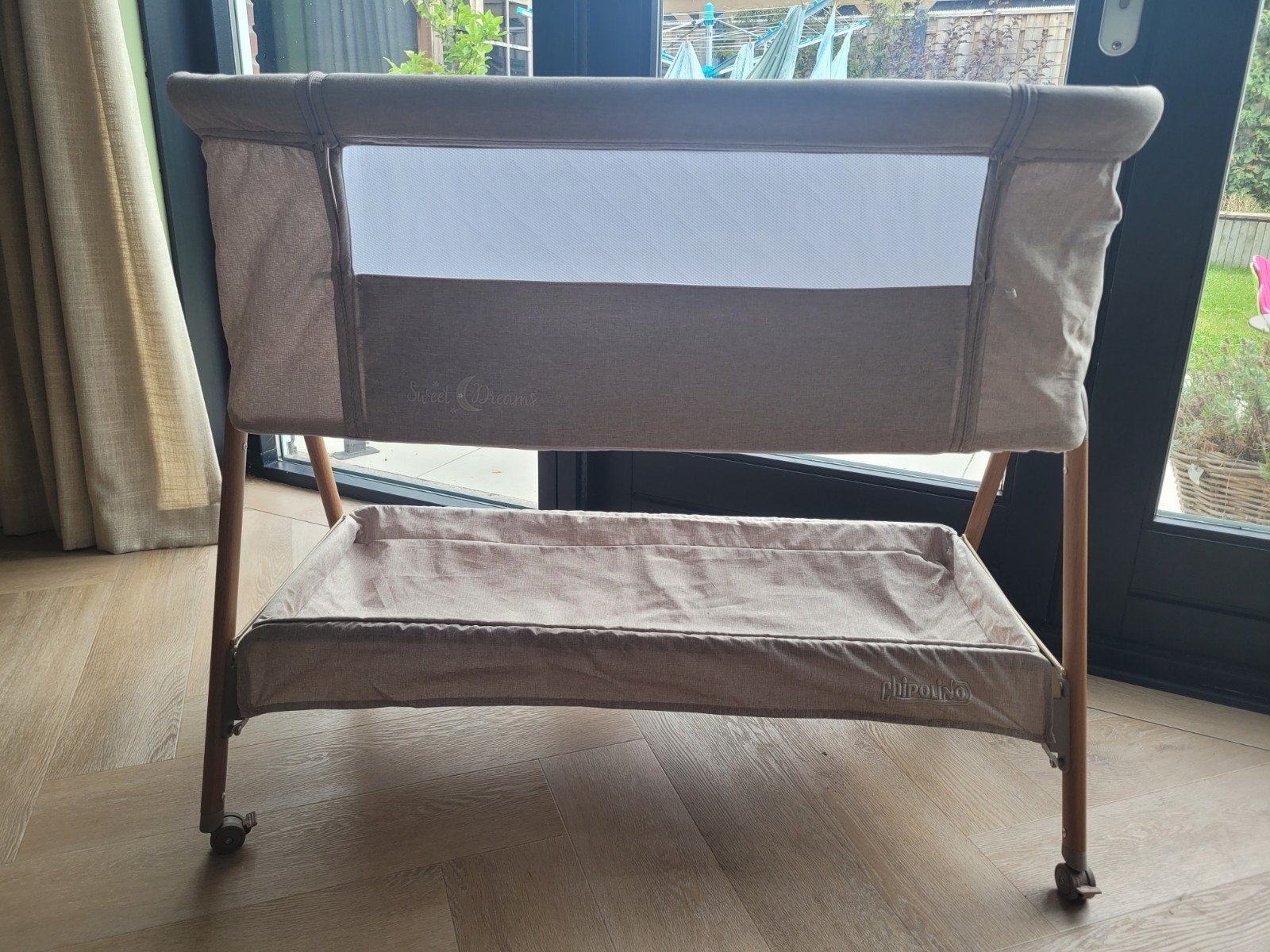 Chipolino Co-Sleeper Wieg Mocca/Wood, Kinderen en Baby's, Ophalen, Gebruikt, Wieg