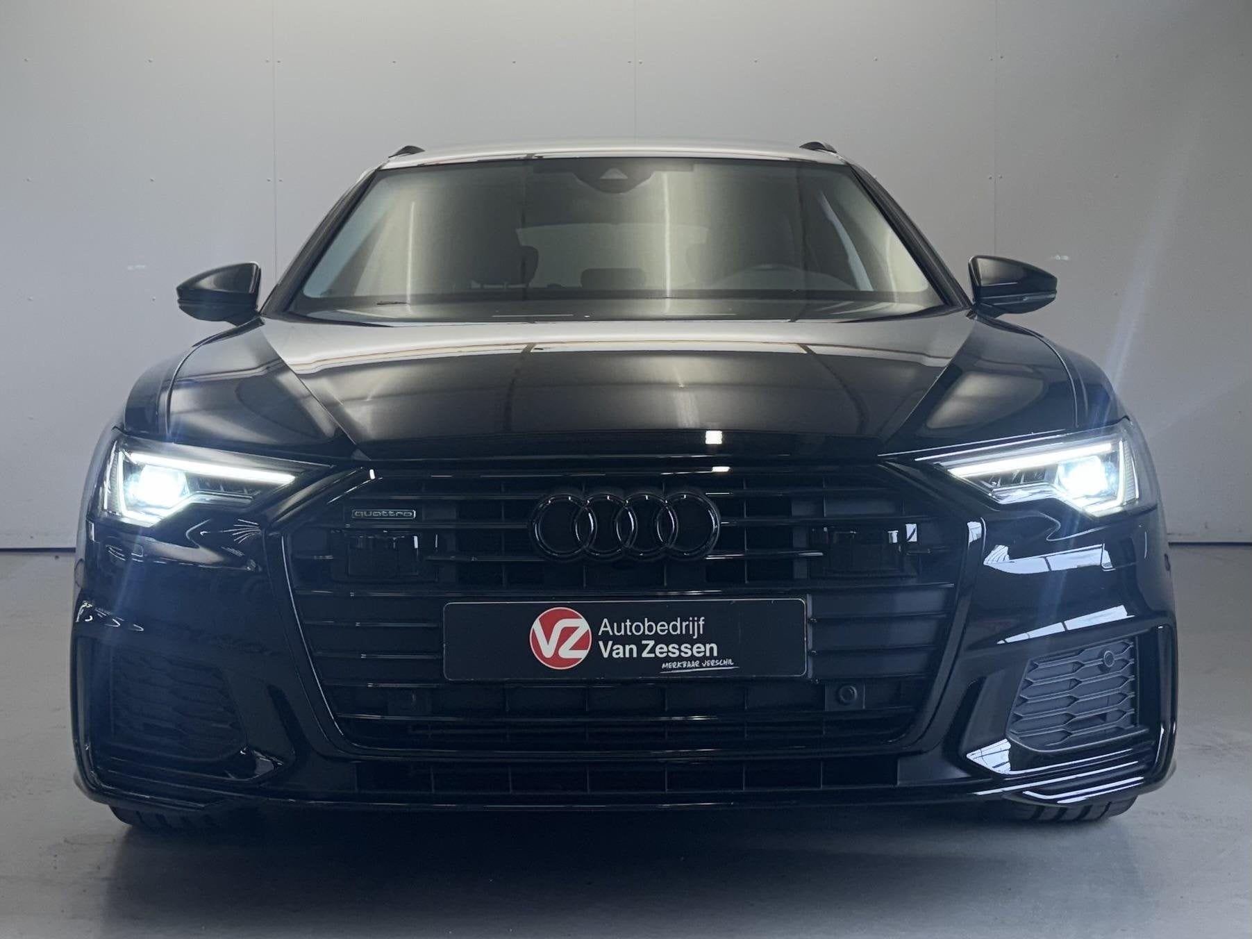 Audi A6 Avant 55 TFSI e quattro Competition | S-Line | Matri, Stof, Gebruikt, 4 cilinders, Zwart