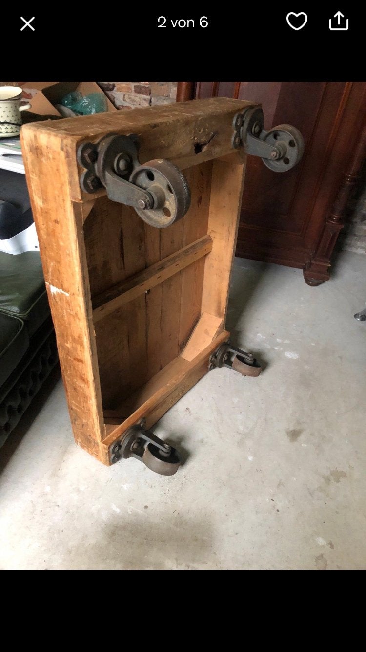 Industriële salontafel met zwenkwielen (2 stuks beschikbaar), Gebruikt, Vierkant, Overige houtsoorten, 50 tot 100 cm