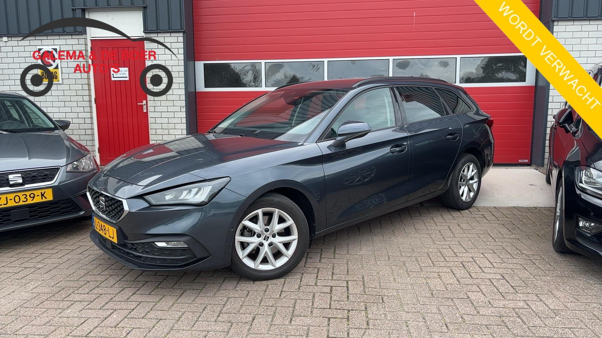 SEAT Leon Sportstourer 1.0 TSI Style Business Intense TREKHA, Auto's, Stof, Gebruikt, Euro 6, Leon
