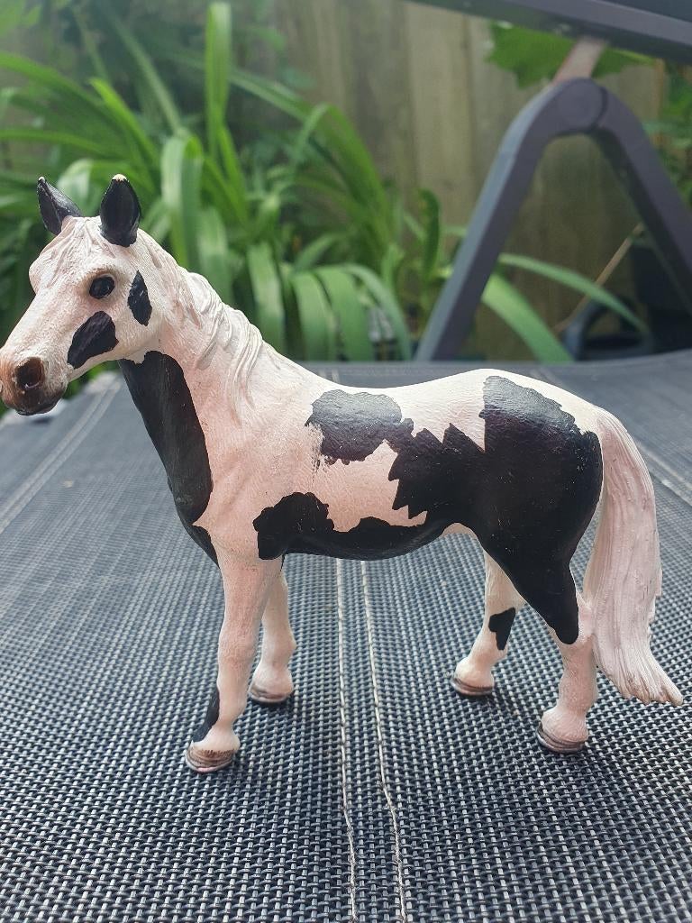 Pinto merrie zwart-wit Schleich 13696, Ophalen of Verzenden, Zo goed als nieuw, Paard, Beeldje of Figuurtje