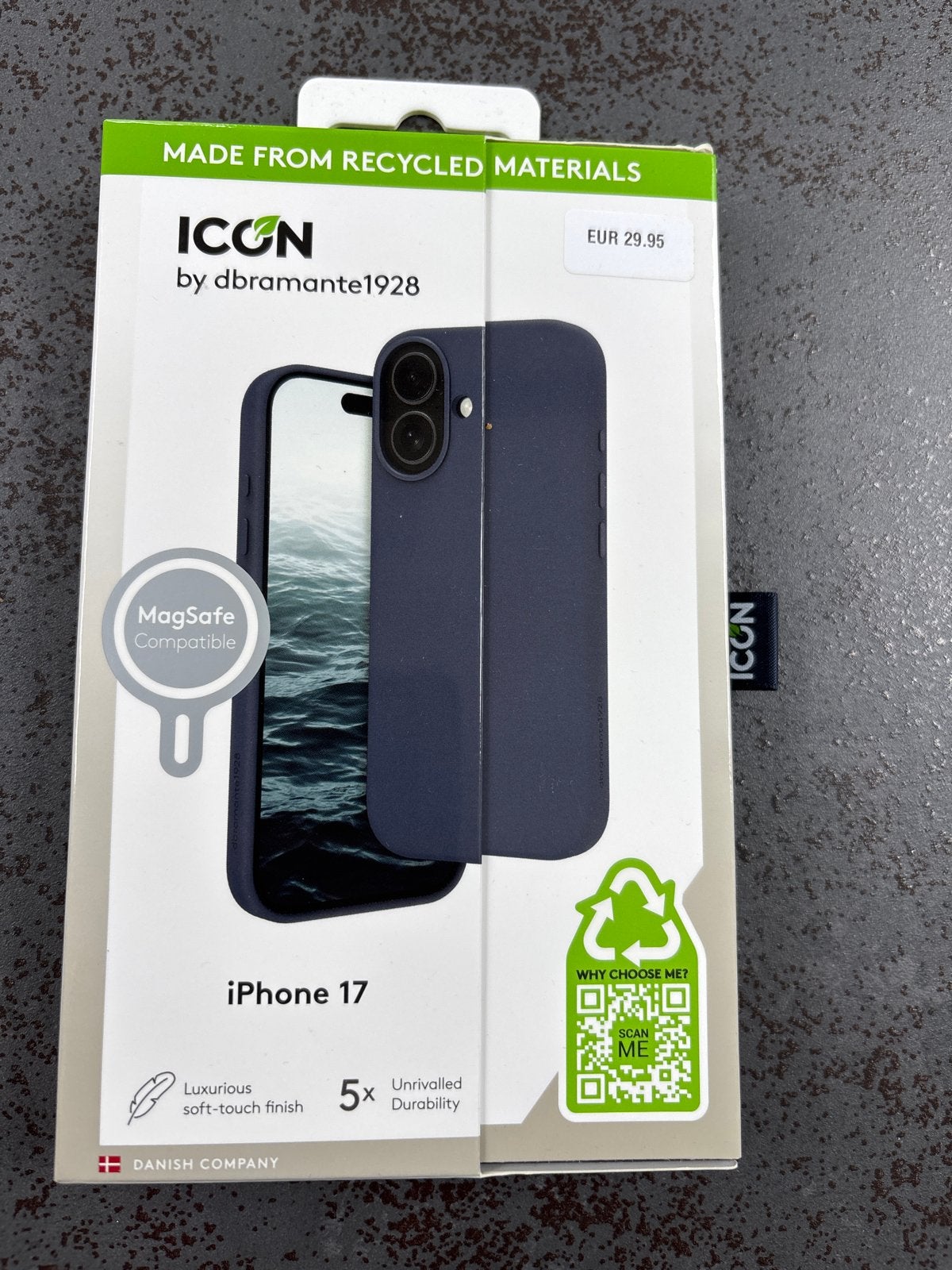 ICON by dbramante1928 MagSafe Hoesje iPhone 17 - Donkerblauw, IPhone 17, Overige merken, Blauw, Anti-vingerafdruk