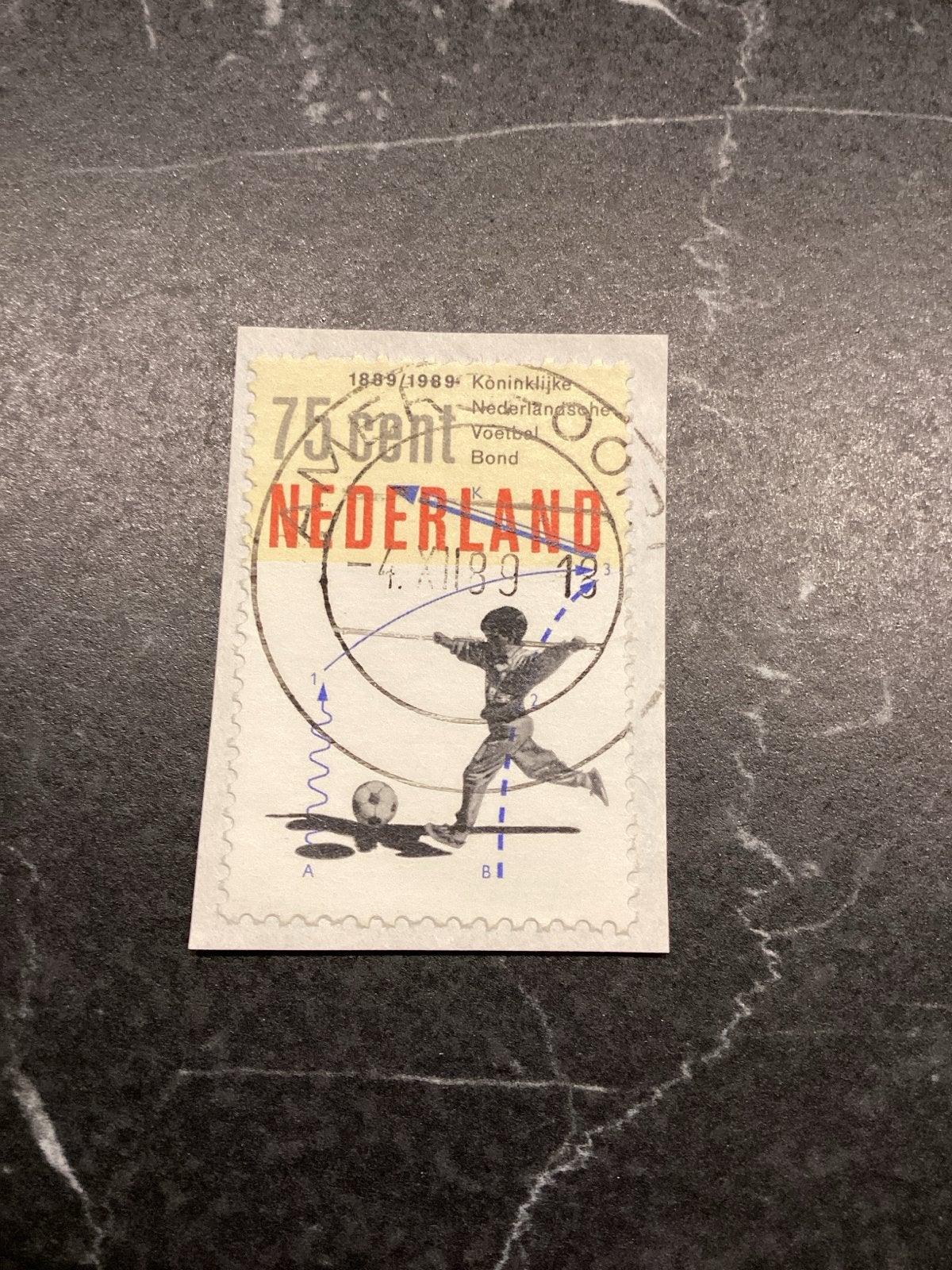 Nederlandse postzegel 75 cent KNVB 1889-1989 Amersfoort, Ophalen of Verzenden, Na 1940, Gestempeld