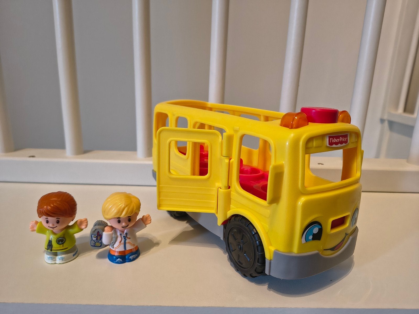 Fisher-Price Little People schoolbus met licht en geluid, Ophalen, Zo goed als nieuw, Speelset, Met licht