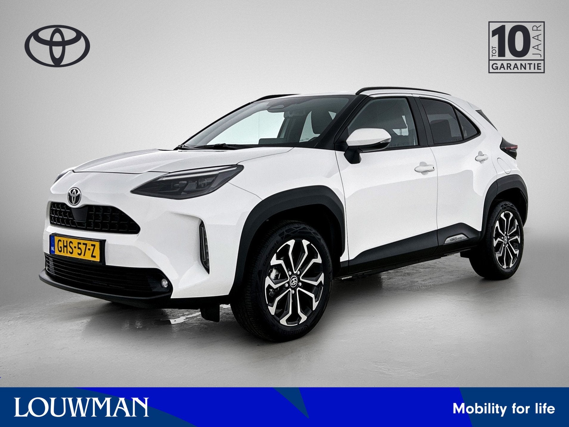 Toyota Yaris Cross 1.5 Hybrid 115 First Edition | Dealer ond, 12 maanden, Stof, Gebruikt, 116 pk