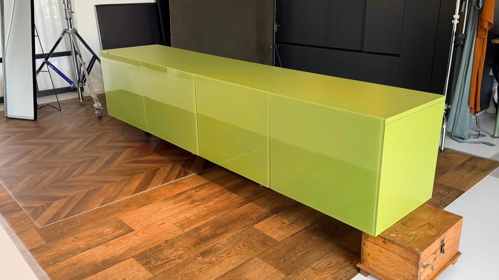 Design hangkast Lago – olijfgroen – zwevend dressoir, Huis en Inrichting, Kasten | Dressoirs, Ophalen, Met deur(en), 200 cm of meer